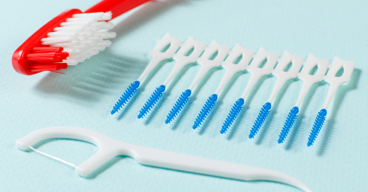 Cepillos interdentales, ¿cómo usarlos?